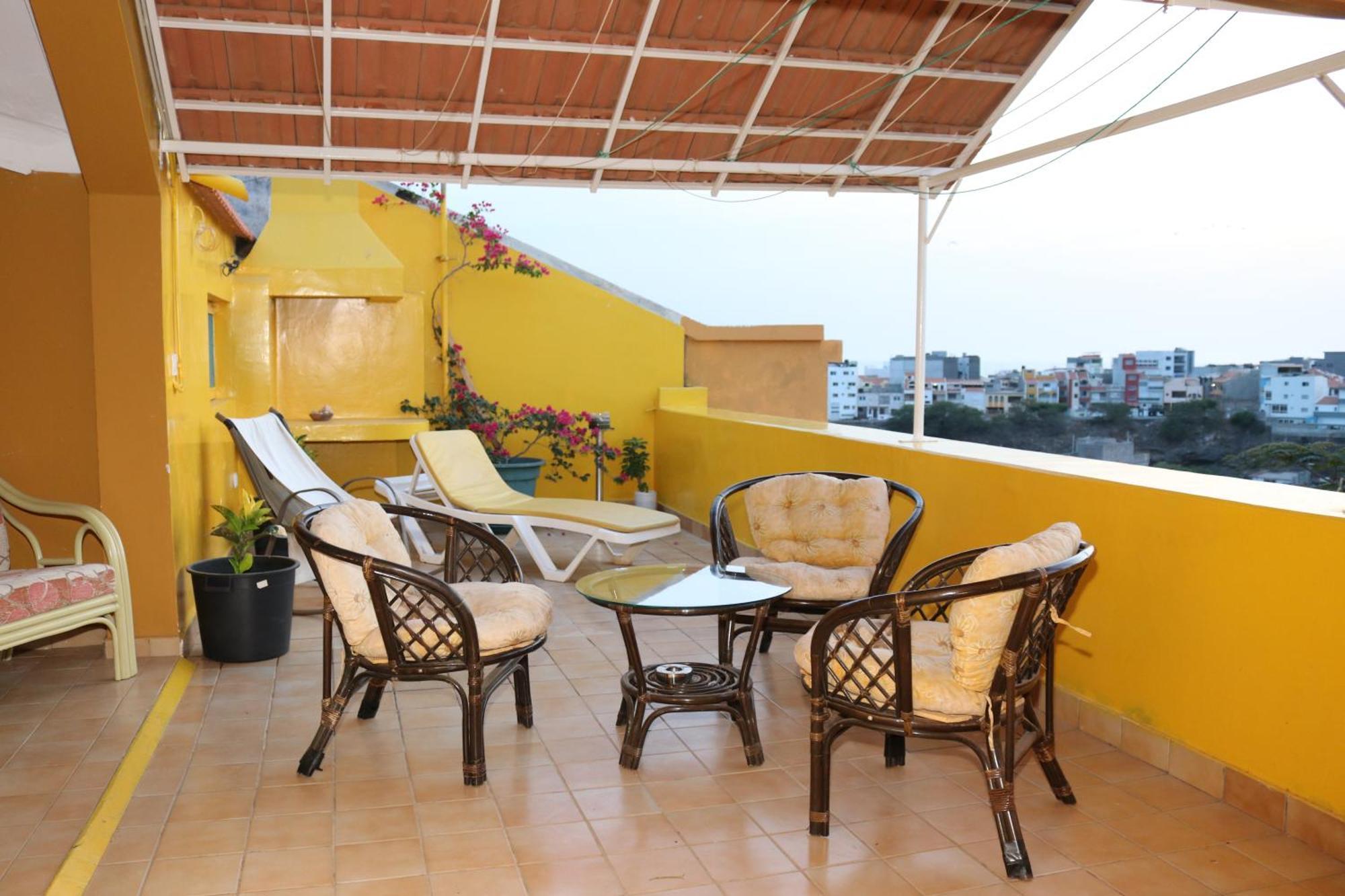 O Jardim Do Vinho, Ac Bed & Breakfast Прая Екстериор снимка